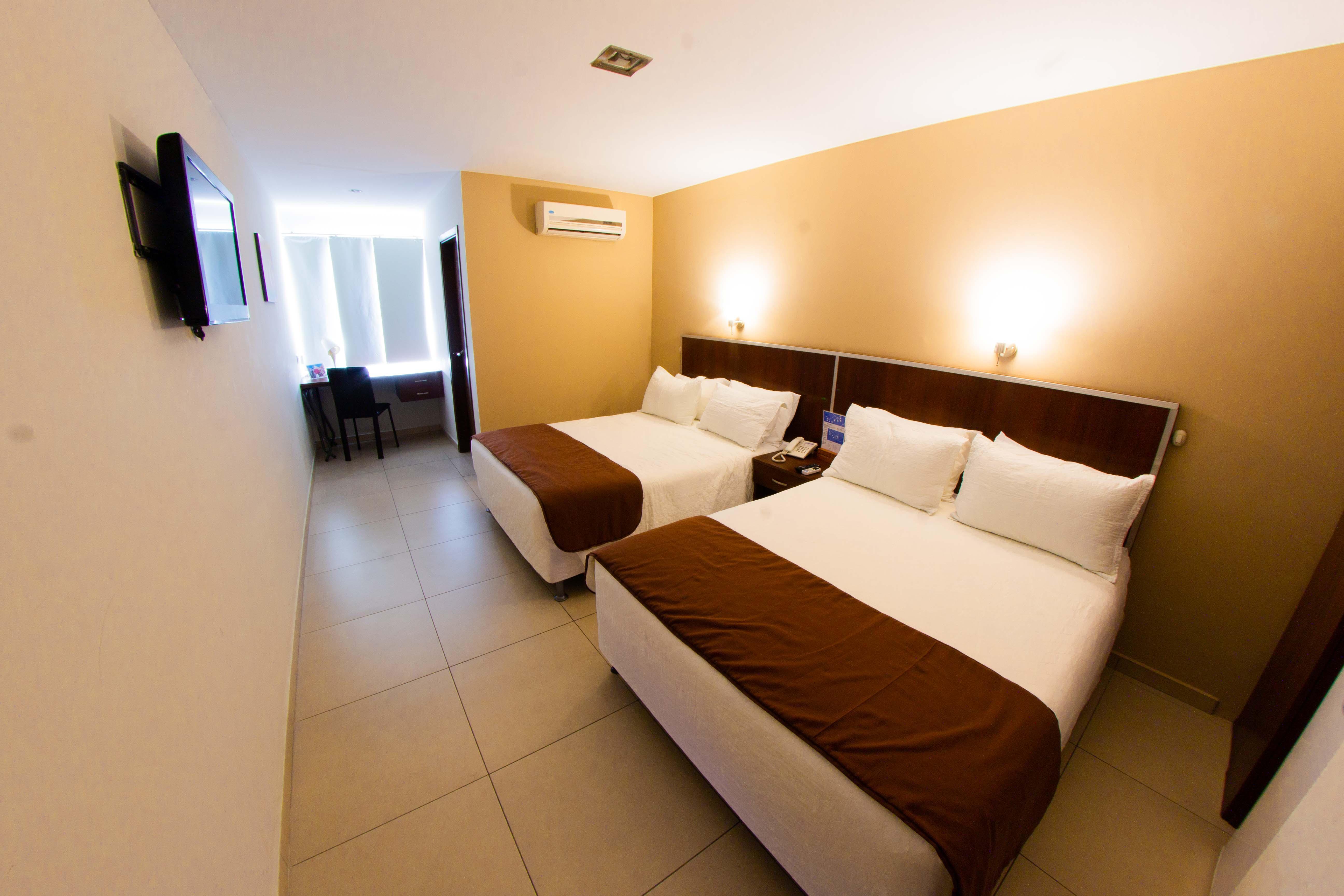סנטה קרוז דה לה סיירה Torre Hotel Ejecutivo מראה חיצוני תמונה