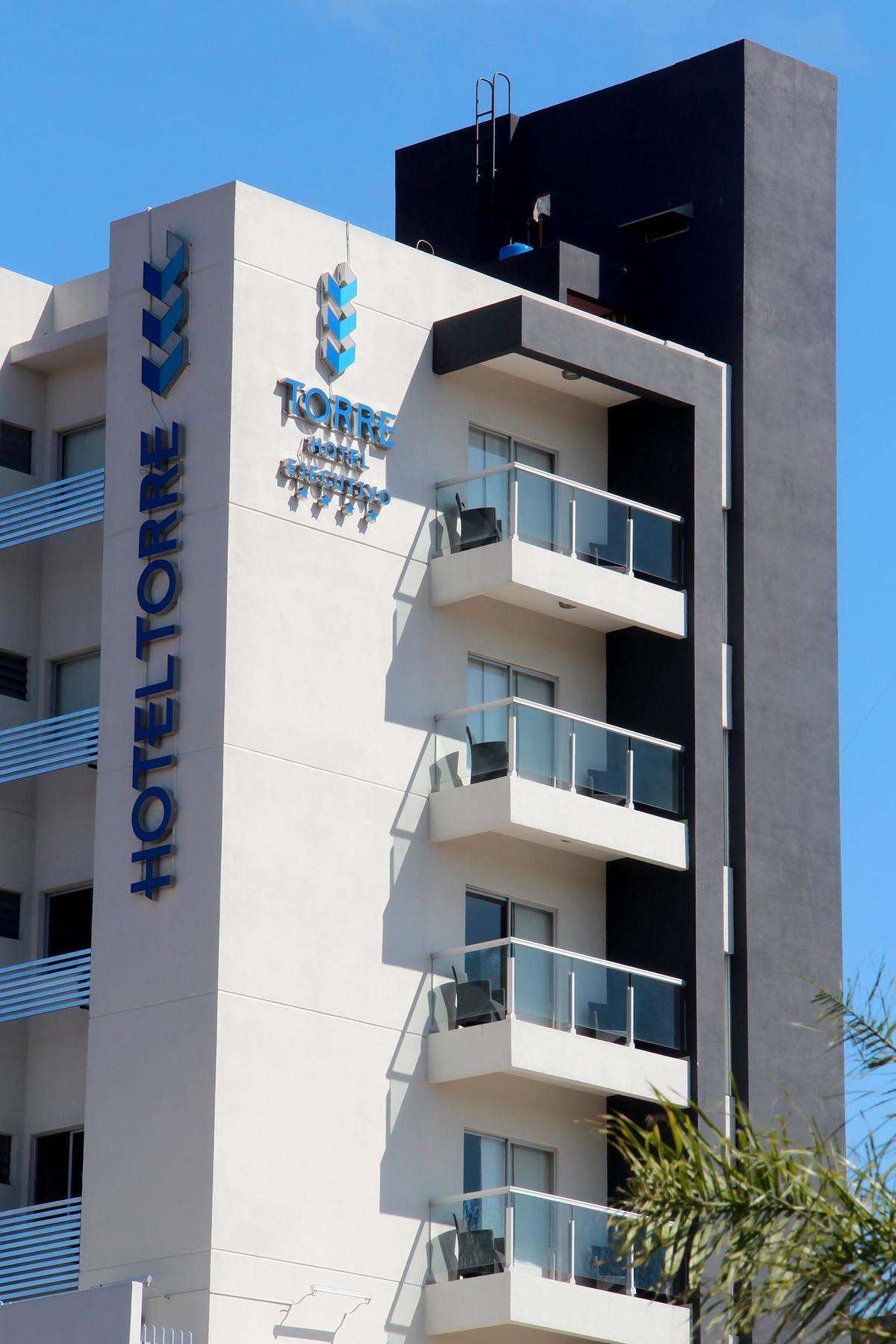 סנטה קרוז דה לה סיירה Torre Hotel Ejecutivo מראה חיצוני תמונה