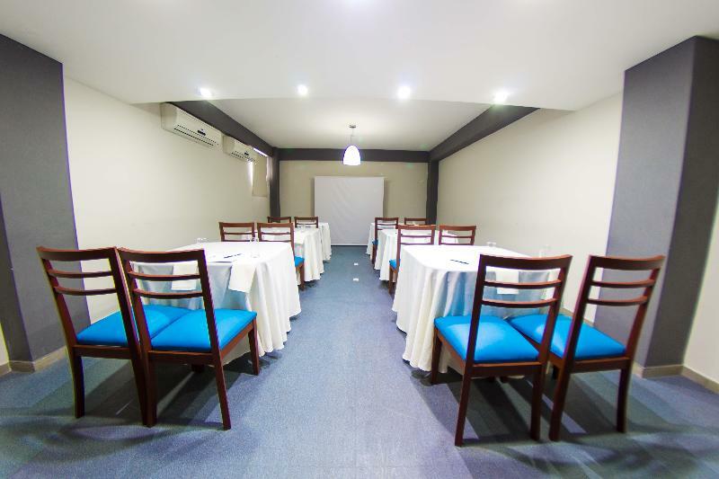 סנטה קרוז דה לה סיירה Torre Hotel Ejecutivo מראה חיצוני תמונה